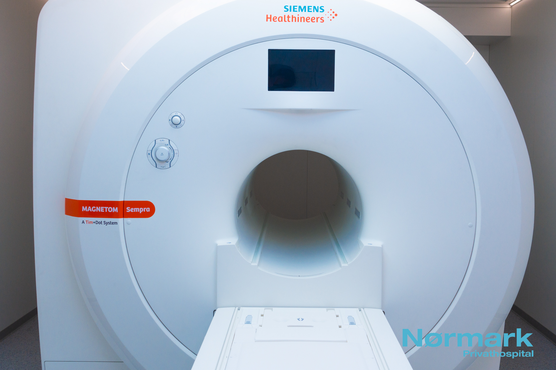 MR-scanning på Nørmark Privathospital